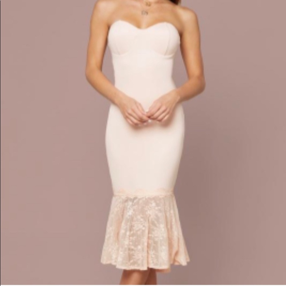 Bebe dress